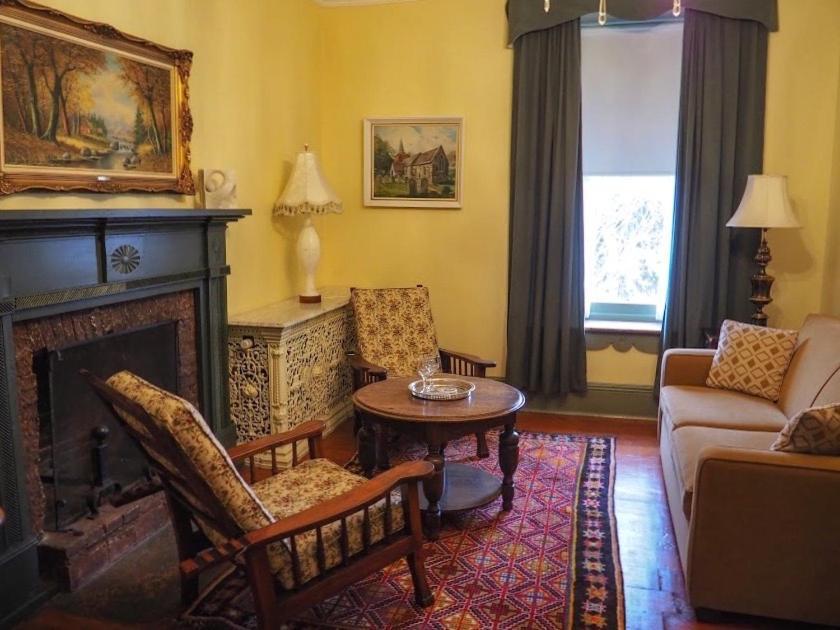 Chrysler House Bed & Breakfast Gananoque Bagian luar foto